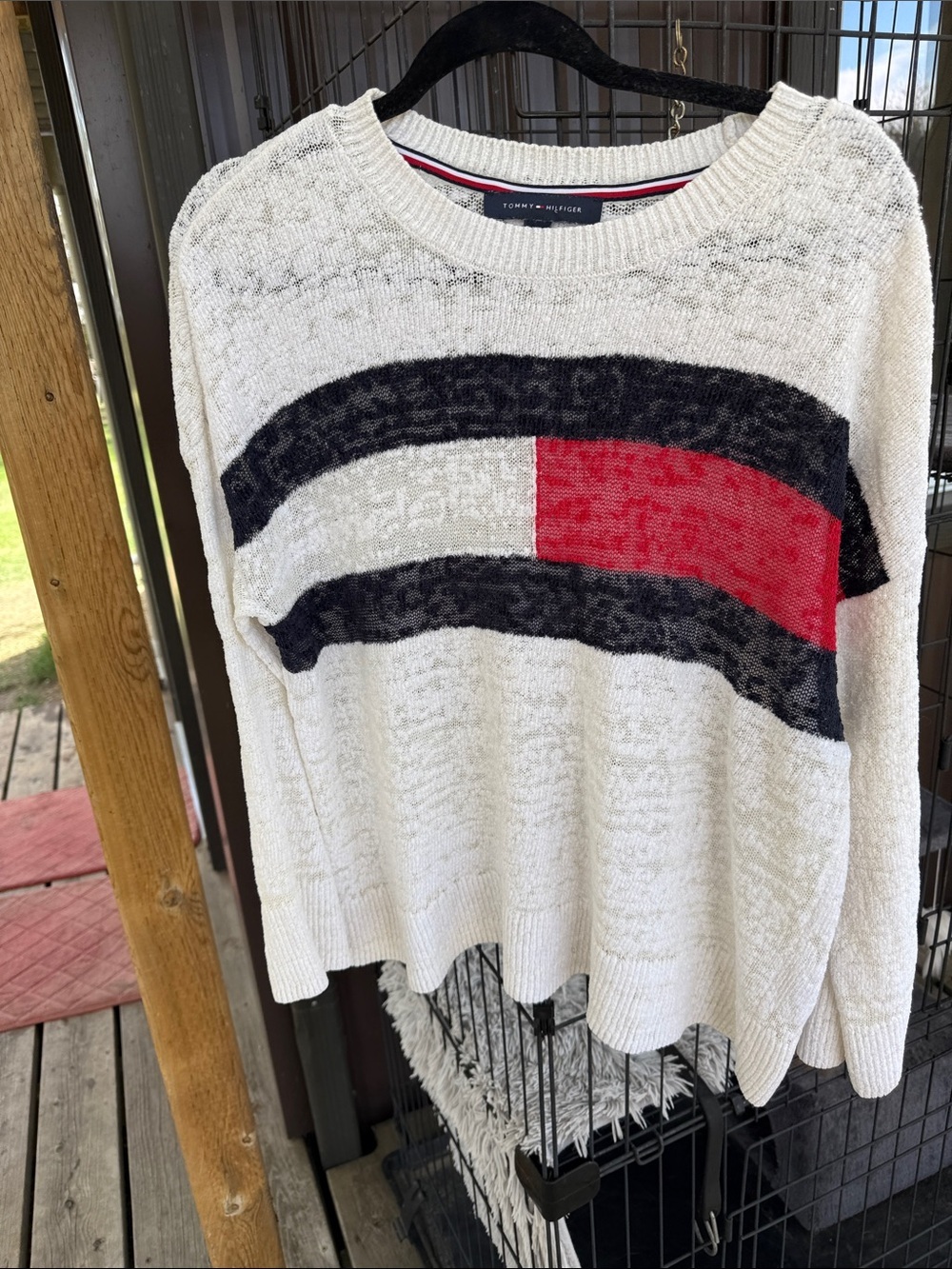 Tommy Hilfiger Cream Crewneck Sweater with Navy and Red Block - Picture 3 of 8